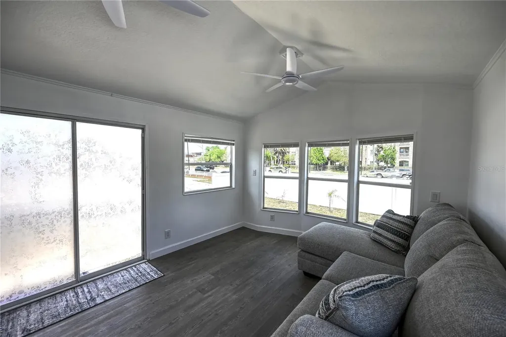 6720 Park Boulevard N Pinellas Park FL 33781