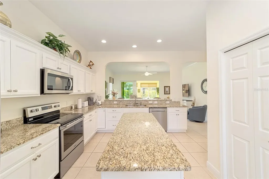 10948 SE 167th Place Summerfield FL 34491