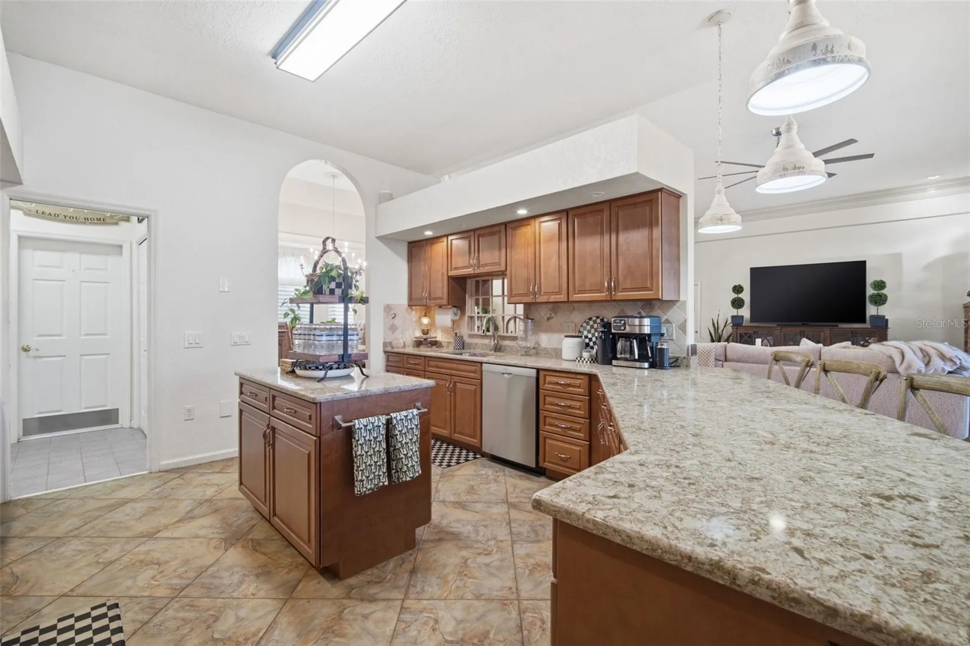 2714 Barret Avenue Plant City FL 33566