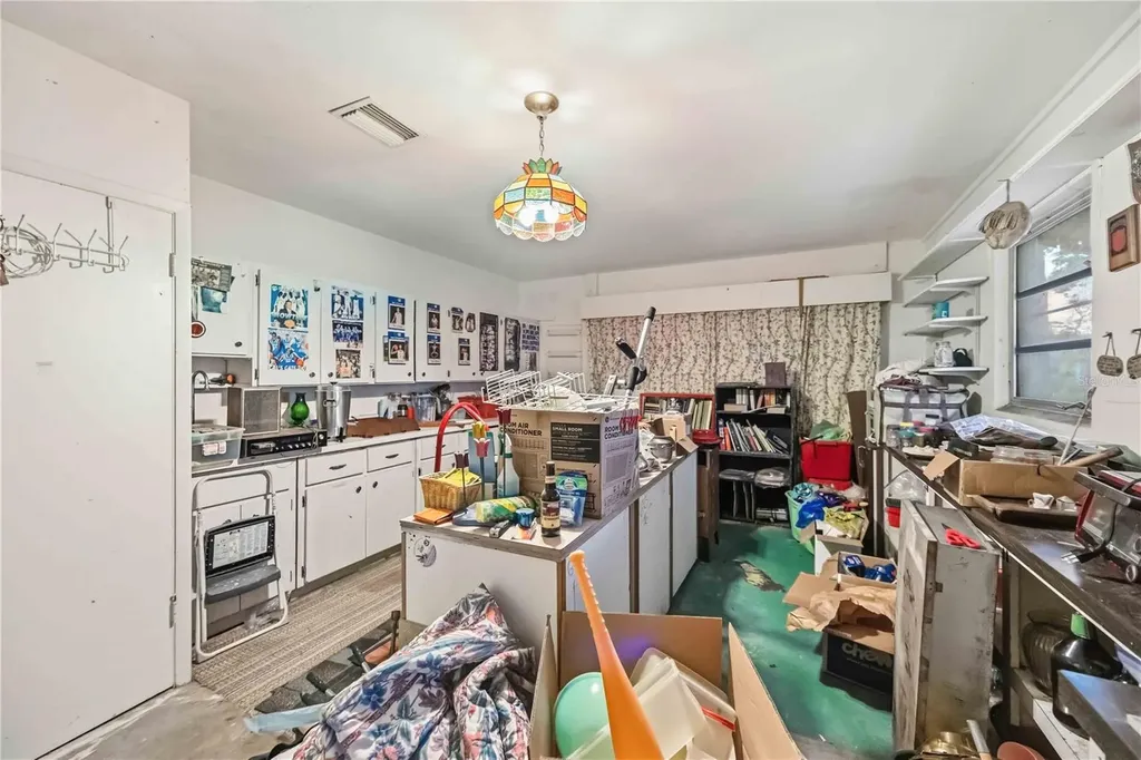 913 Church Street Venice FL 34285