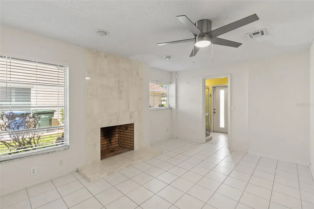1009 Kings Court Venice FL 34293