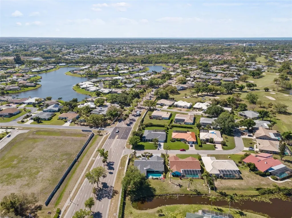 1009 Kings Court Venice FL 34293