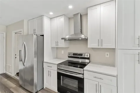 1009 Kings Court Venice FL 34293