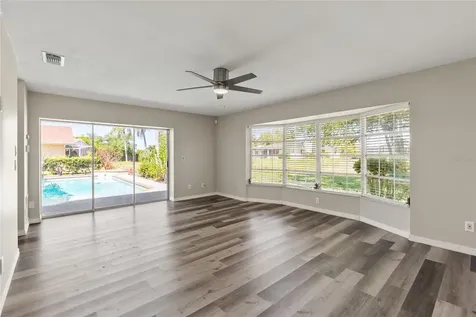 1009 Kings Court Venice FL 34293