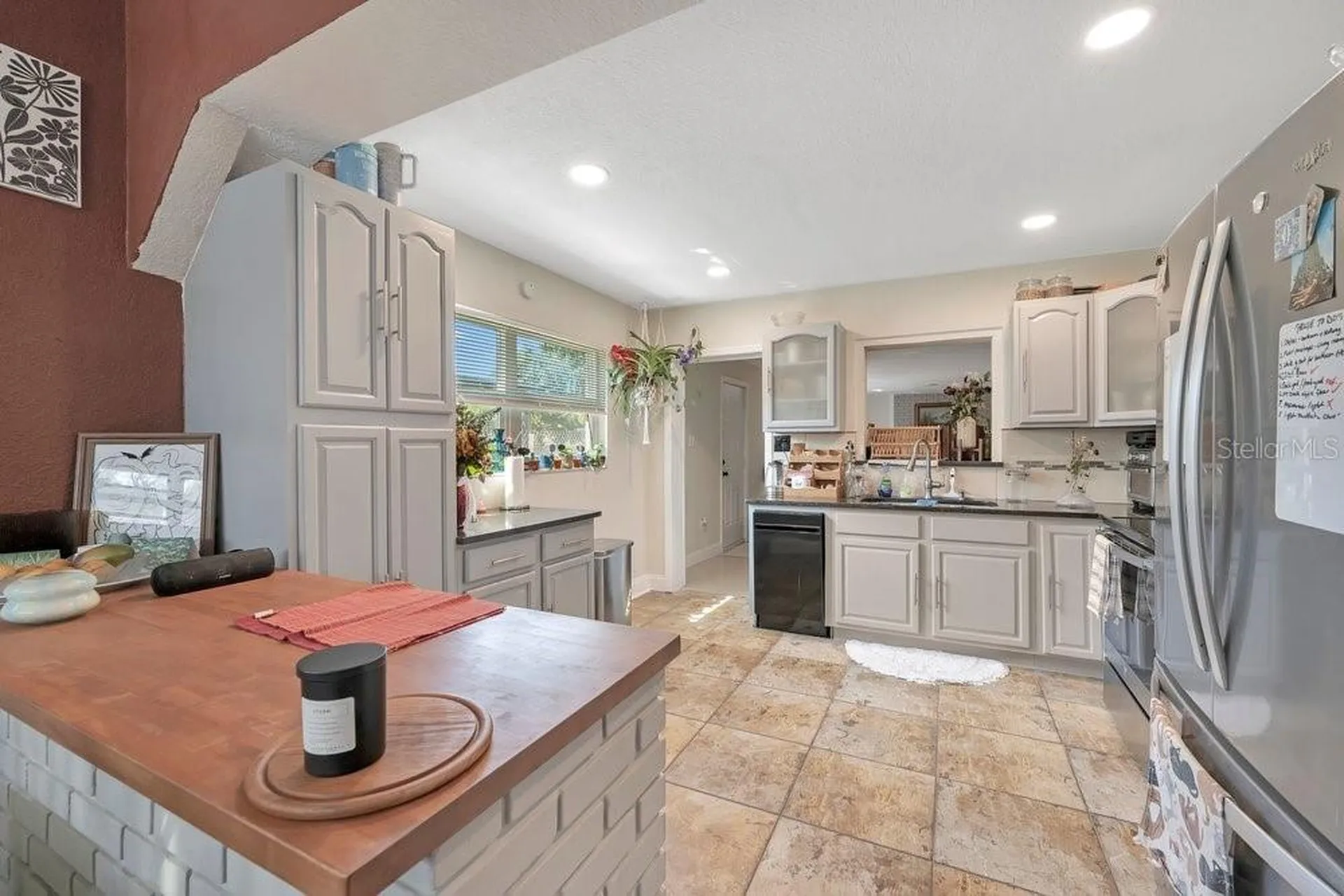 1304 E Osborne Tampa FL 33603