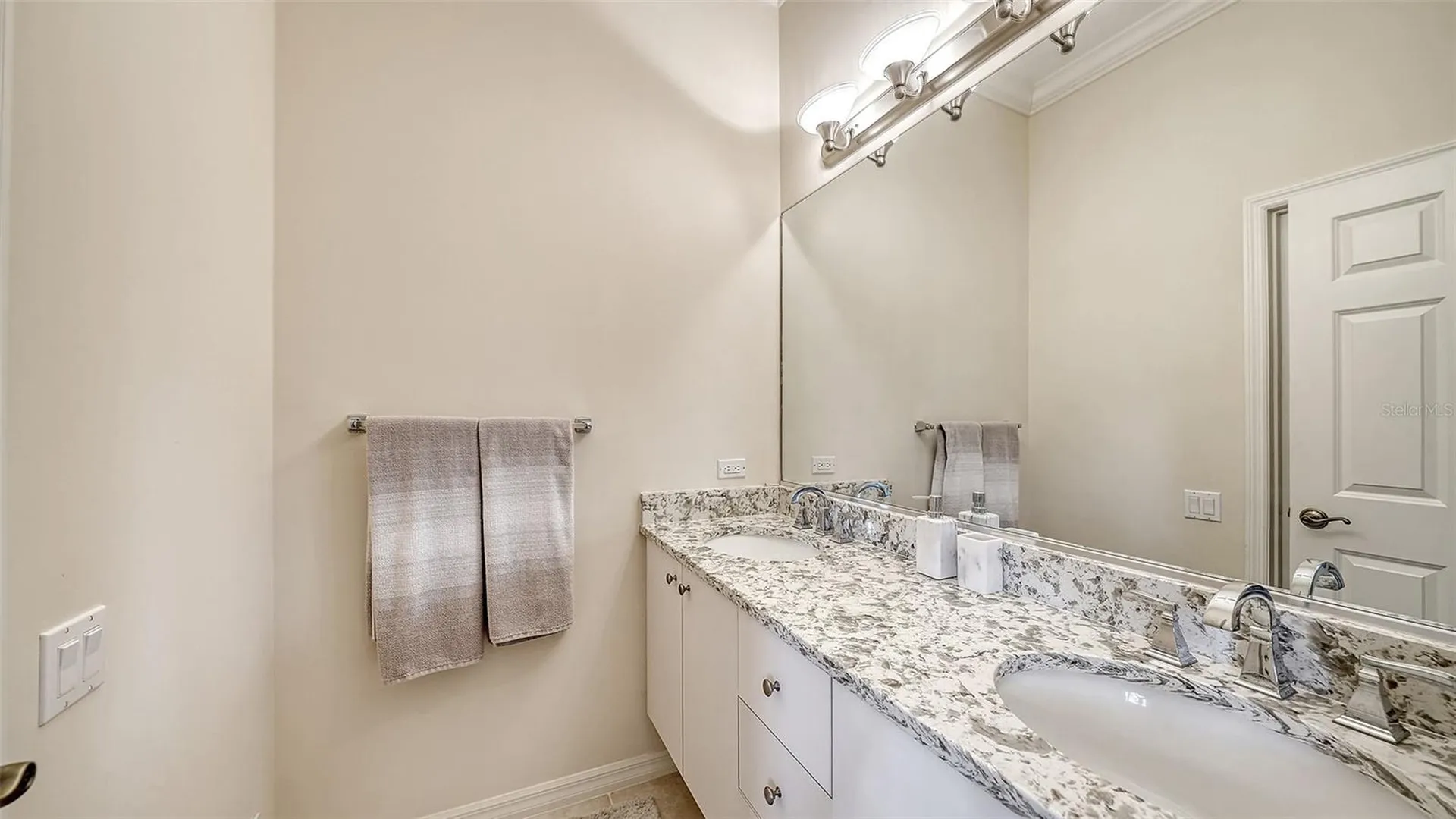 642 Trenton Way Osprey FL 34229