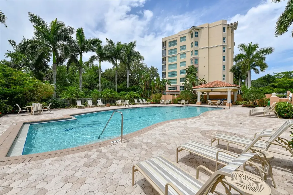 393 N Point Road Osprey FL 34229