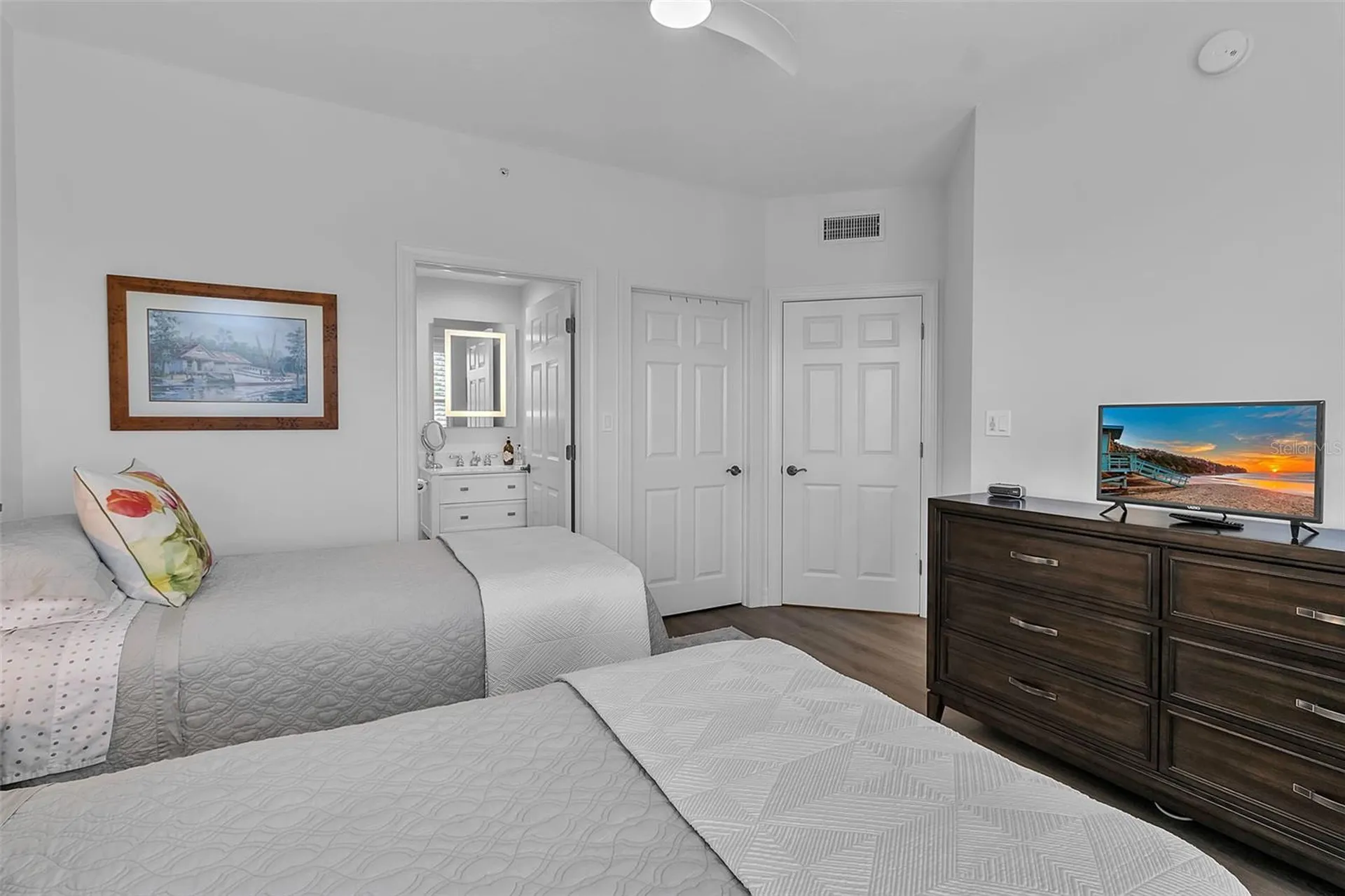 393 N Point Road Osprey FL 34229