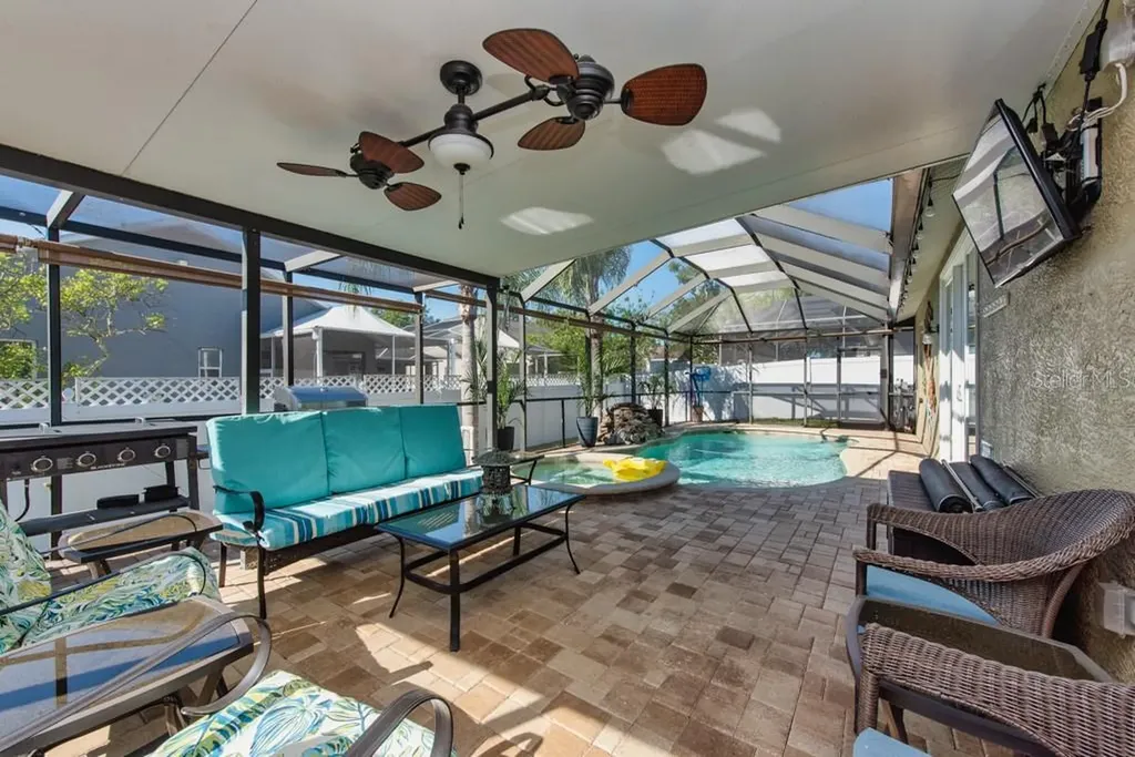 720 Sandy Hills Avenue Tarpon Springs FL 34689