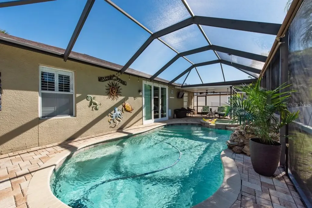 720 Sandy Hills Avenue Tarpon Springs FL 34689