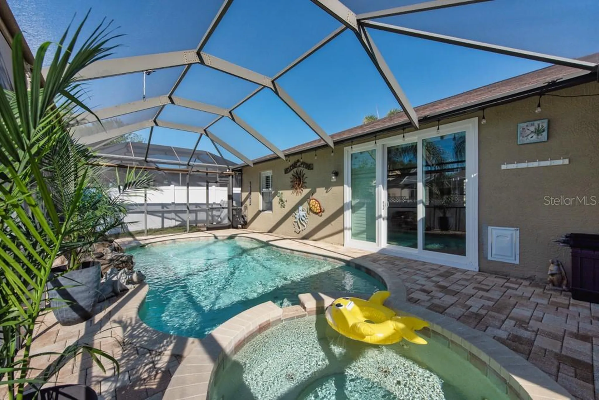 720 Sandy Hills Avenue Tarpon Springs FL 34689