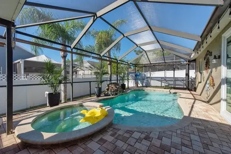 720 Sandy Hills Avenue Tarpon Springs FL 34689
