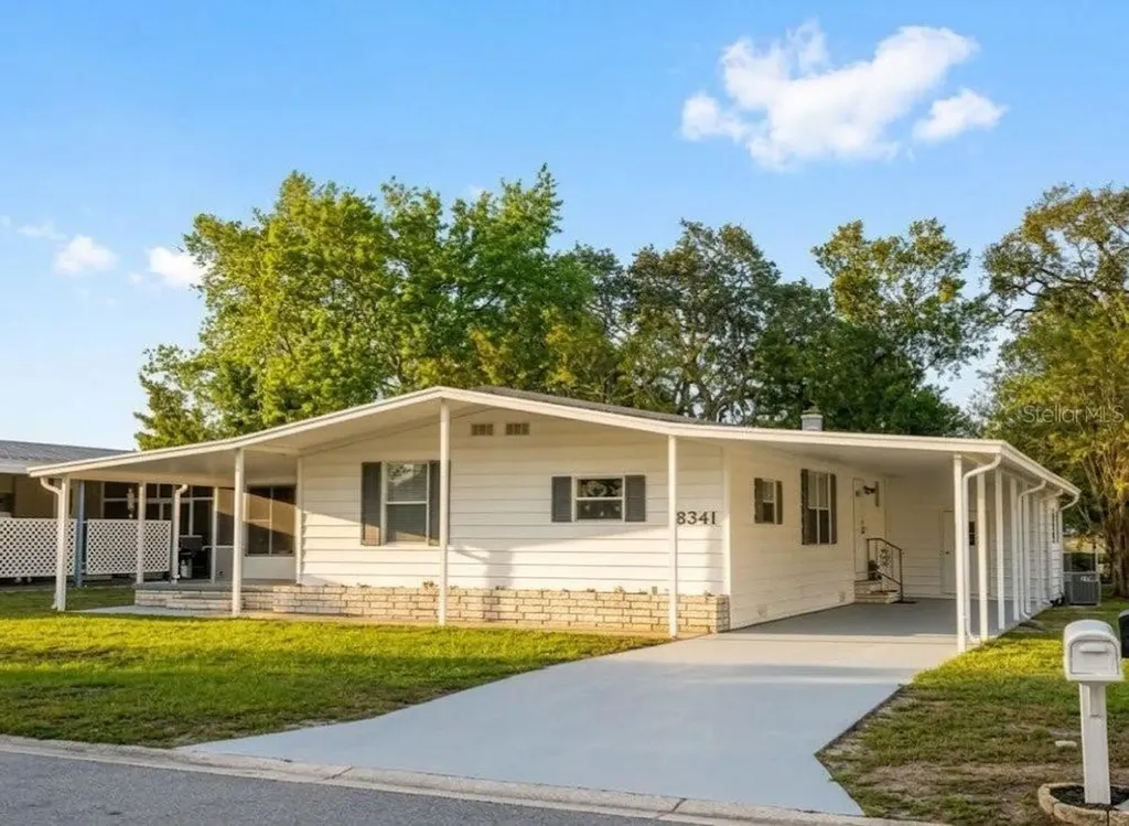 8341 Highpoint Boulevard Brooksville FL 34613