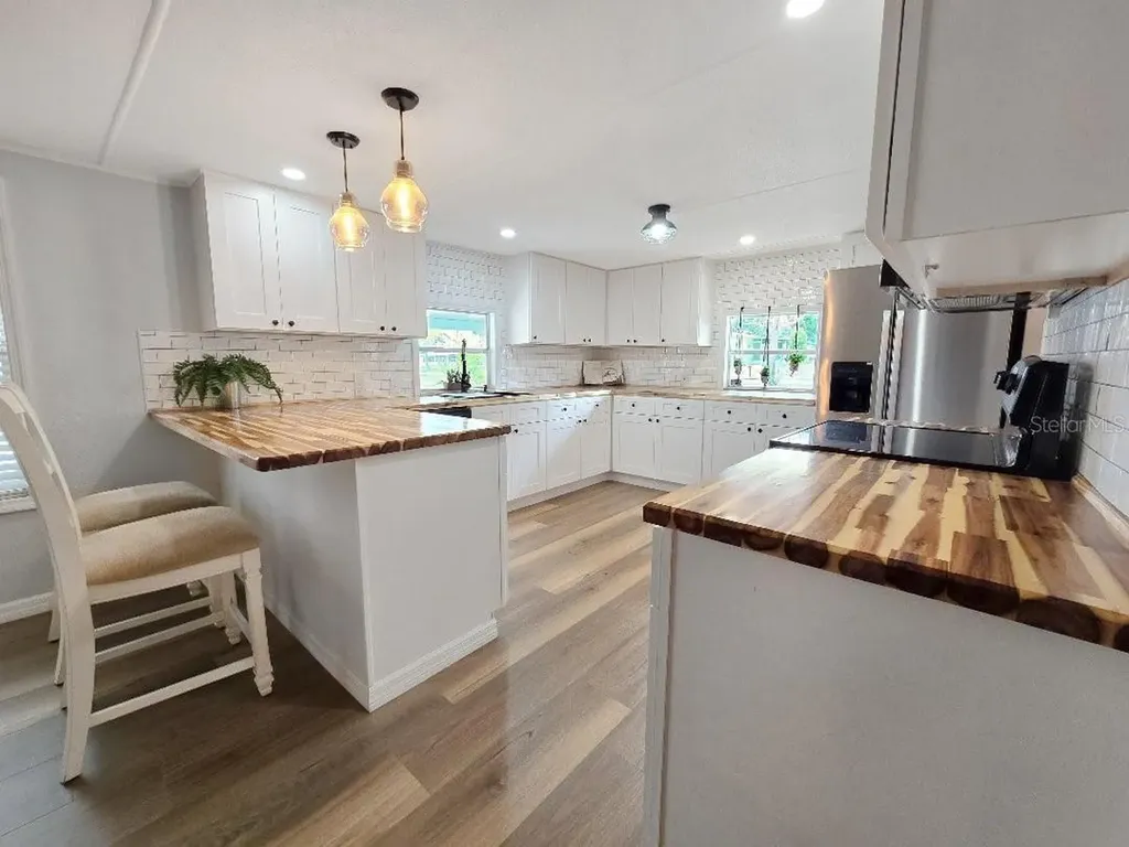 8341 Highpoint Boulevard Brooksville FL 34613