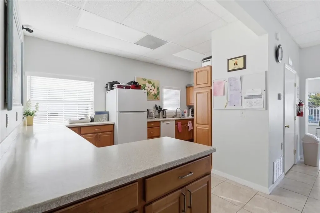 7787 39th Terrace N St Petersburg FL 33709
