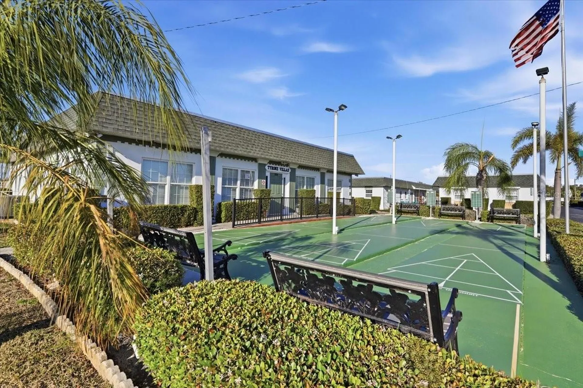 7787 39th Terrace N St Petersburg FL 33709