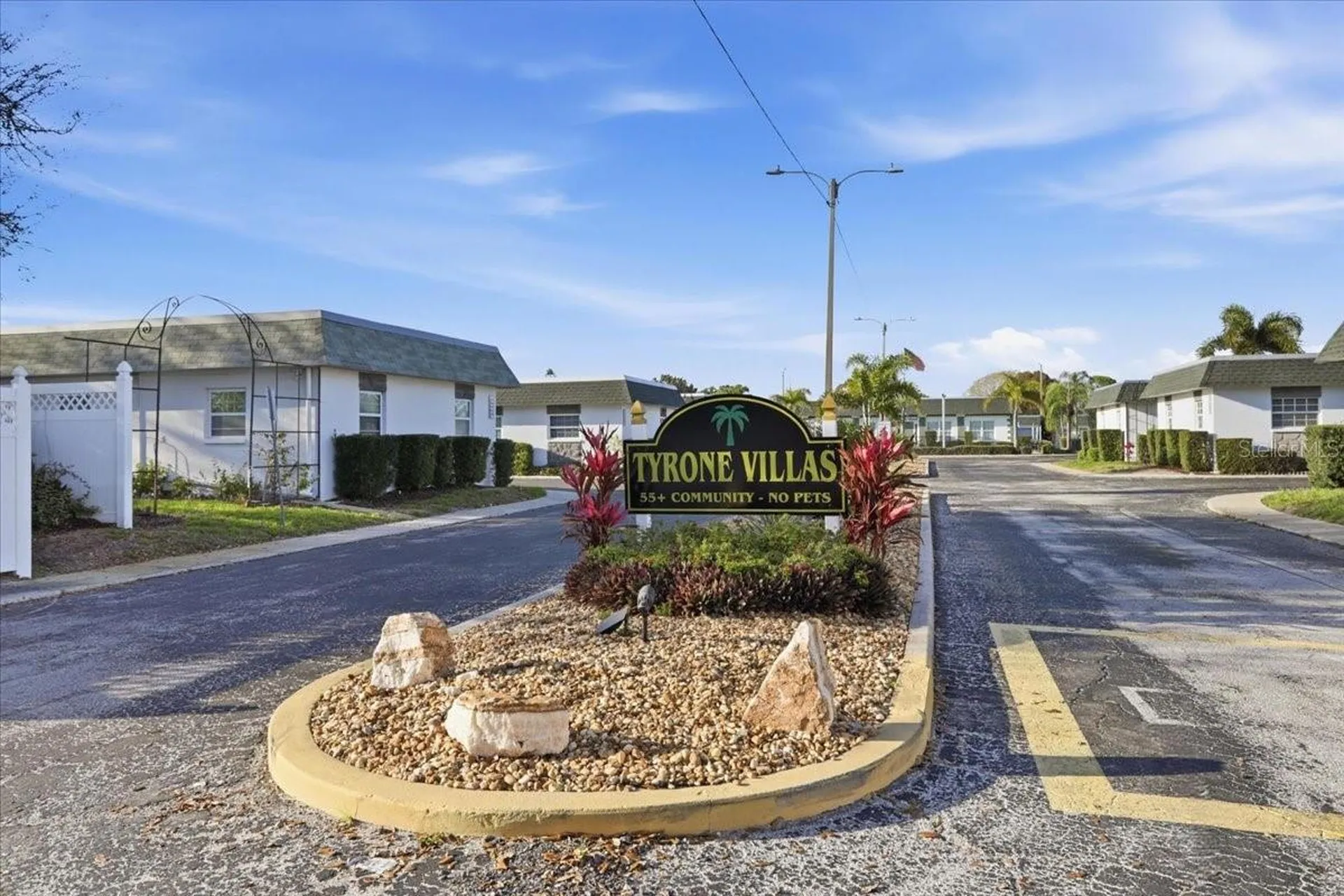 7787 39th Terrace N St Petersburg FL 33709