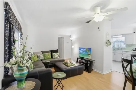 7787 39th Terrace N St Petersburg FL 33709