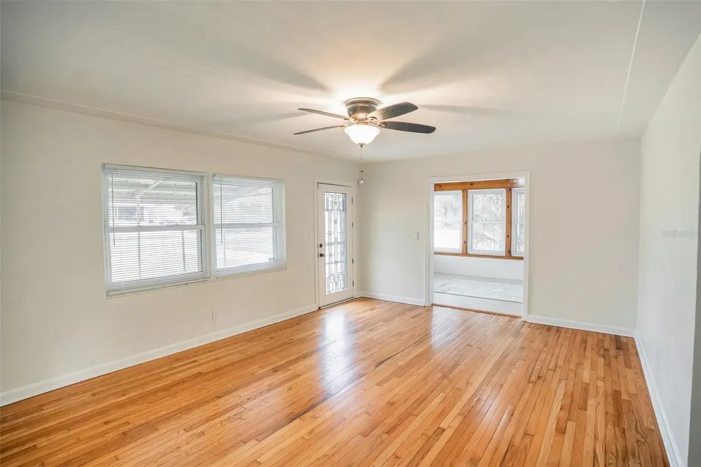 121 Leon Avenue Deland FL 32720