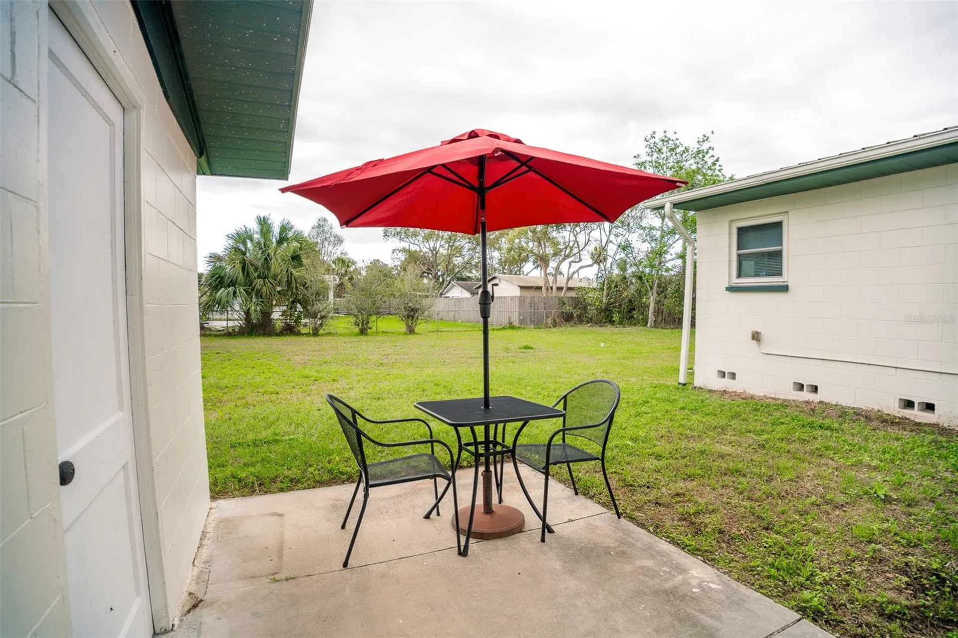 121 Leon Avenue Deland FL 32720