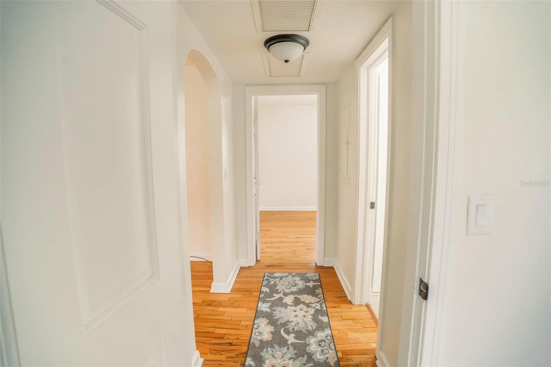 121 Leon Avenue Deland FL 32720