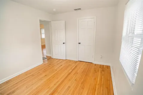 121 Leon Avenue Deland FL 32720