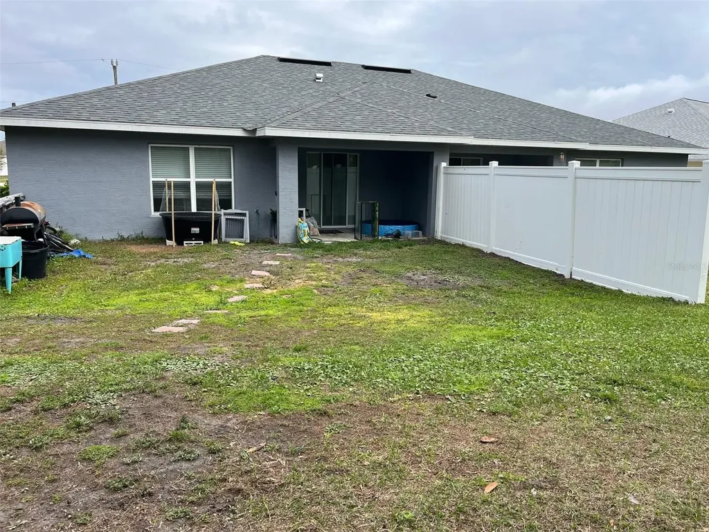 17 Freneau Lane Palm Coast FL 32137