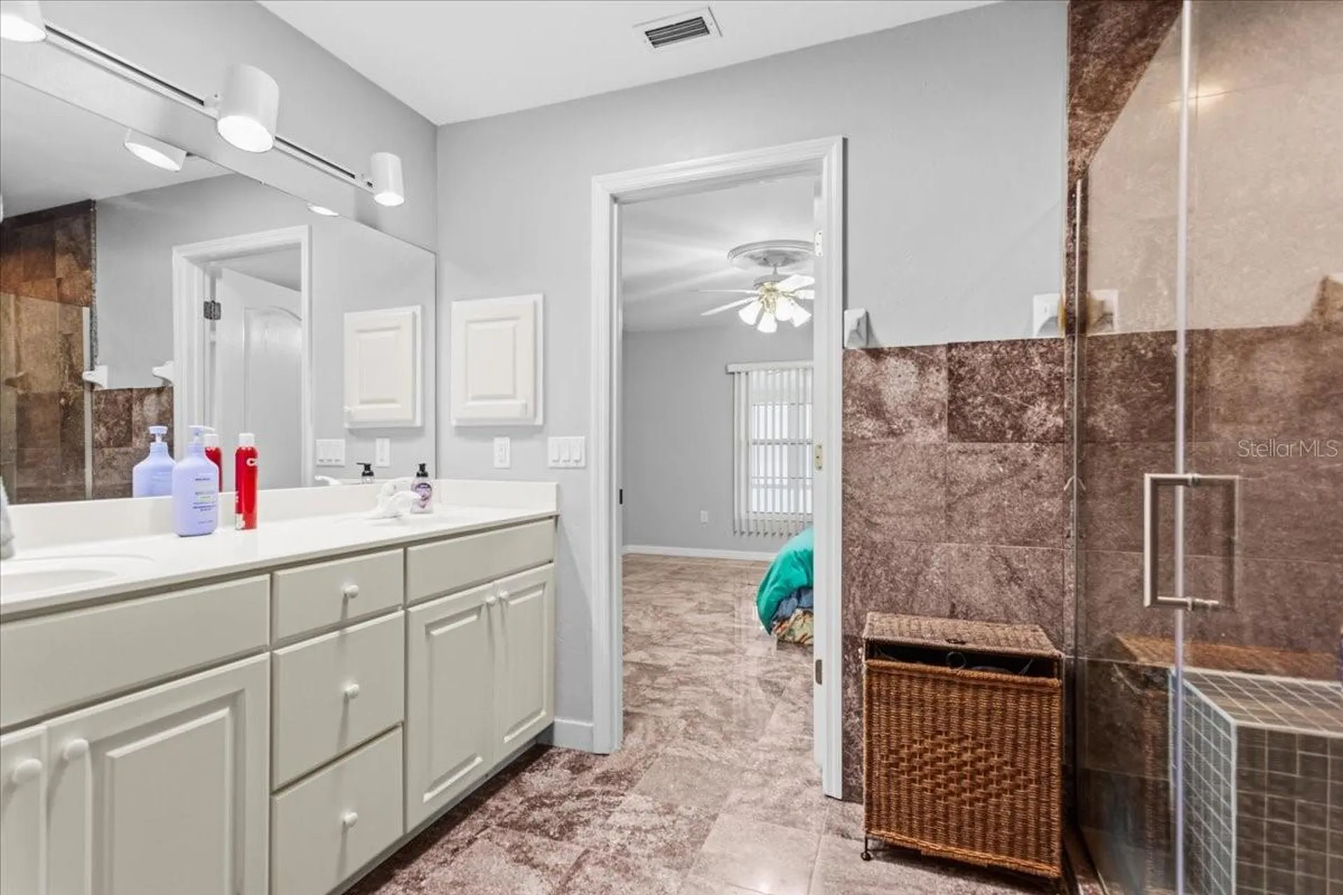 196 NW Clubview Circle Lake City FL 32055