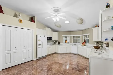 196 NW Clubview Circle Lake City FL 32055