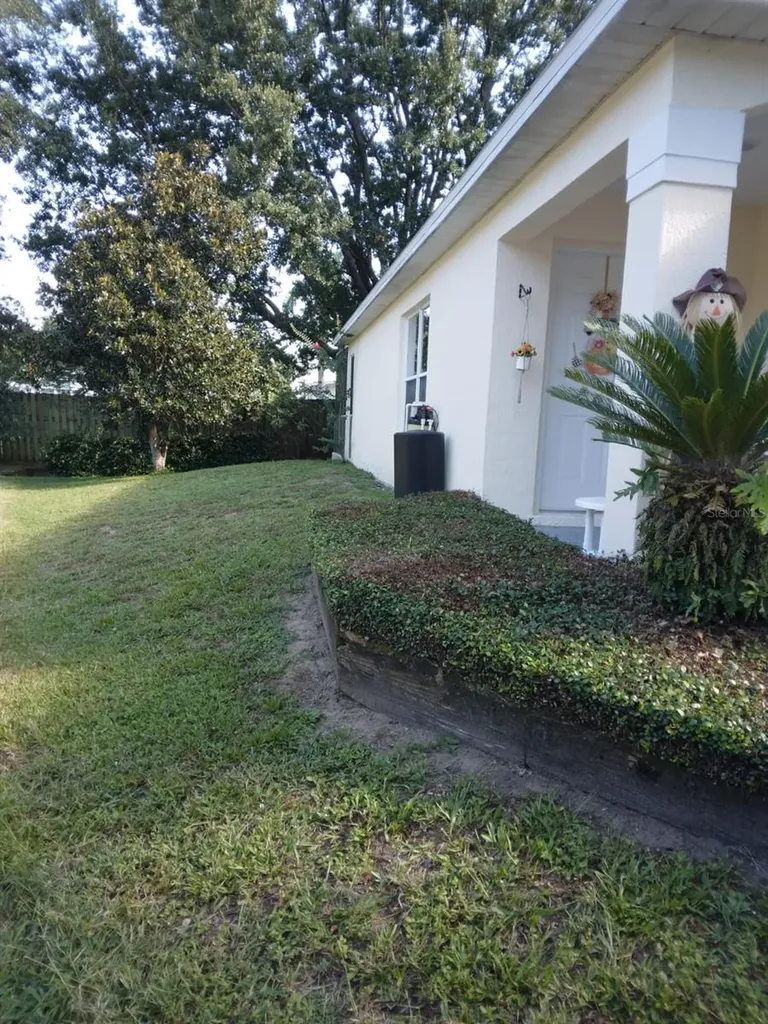 2377 Paulette Drive Haines City FL 33844