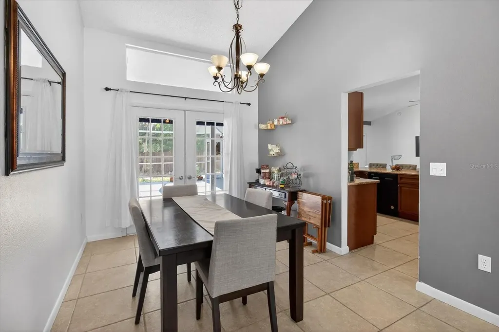 4644 Hamlets Grove Drive Sarasota FL 34235