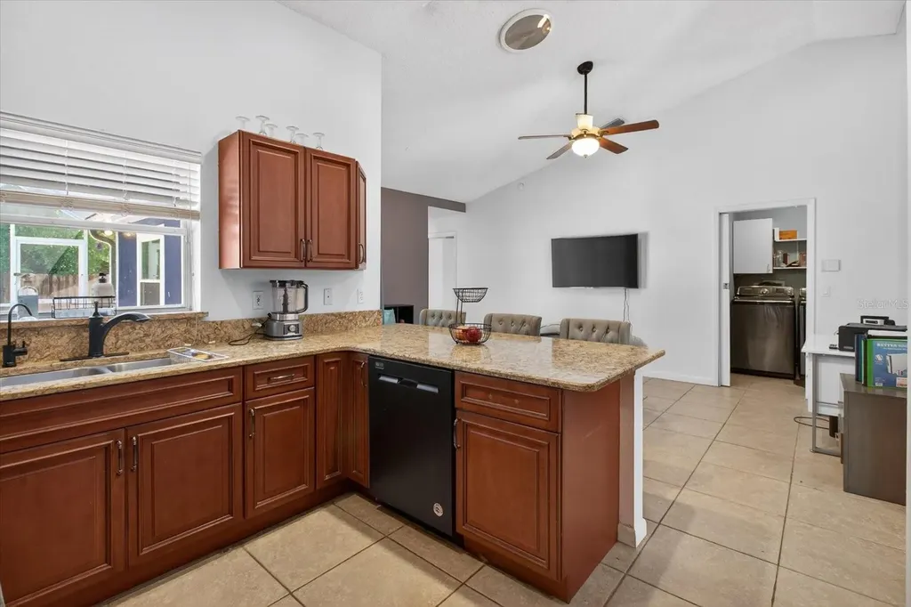 4644 Hamlets Grove Drive Sarasota FL 34235