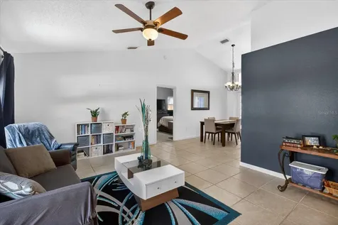 4644 Hamlets Grove Drive Sarasota FL 34235