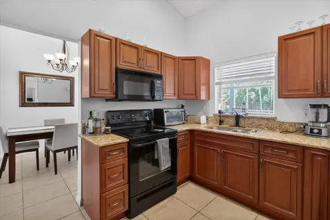 4644 Hamlets Grove Drive Sarasota FL 34235