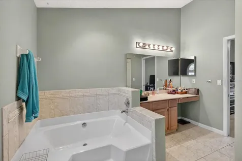 4644 Hamlets Grove Drive Sarasota FL 34235