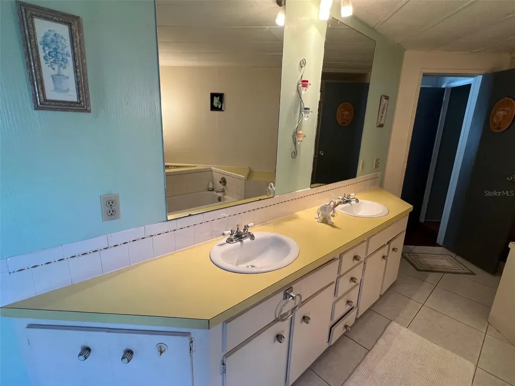 29250 Us Highway 19 N Clearwater FL 33761
