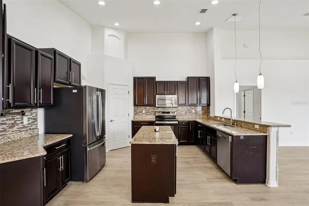 12371 NE 48th Circle Oxford FL 34484