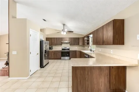 4885 NE 132nd Place Anthony FL 32617