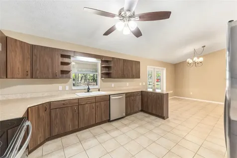 4885 NE 132nd Place Anthony FL 32617