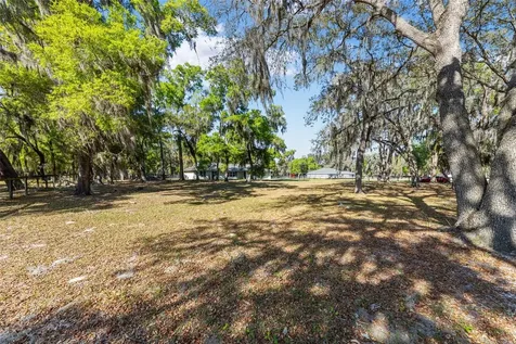4885 NE 132nd Place Anthony FL 32617