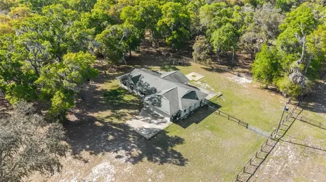 4885 NE 132nd Place Anthony FL 32617