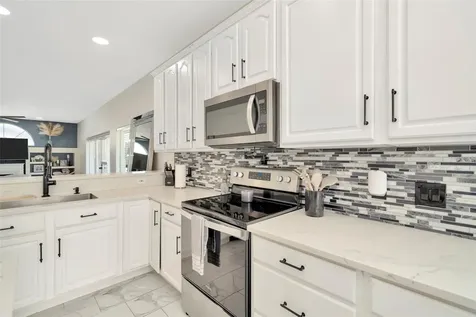 4612 Netherwood Drive Tampa FL 33624