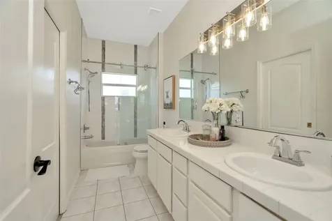 4612 Netherwood Drive Tampa FL 33624