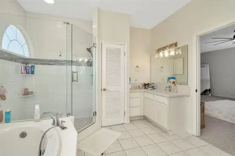 4612 Netherwood Drive Tampa FL 33624