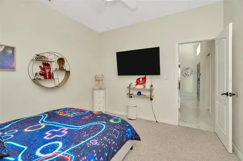4612 Netherwood Drive Tampa FL 33624