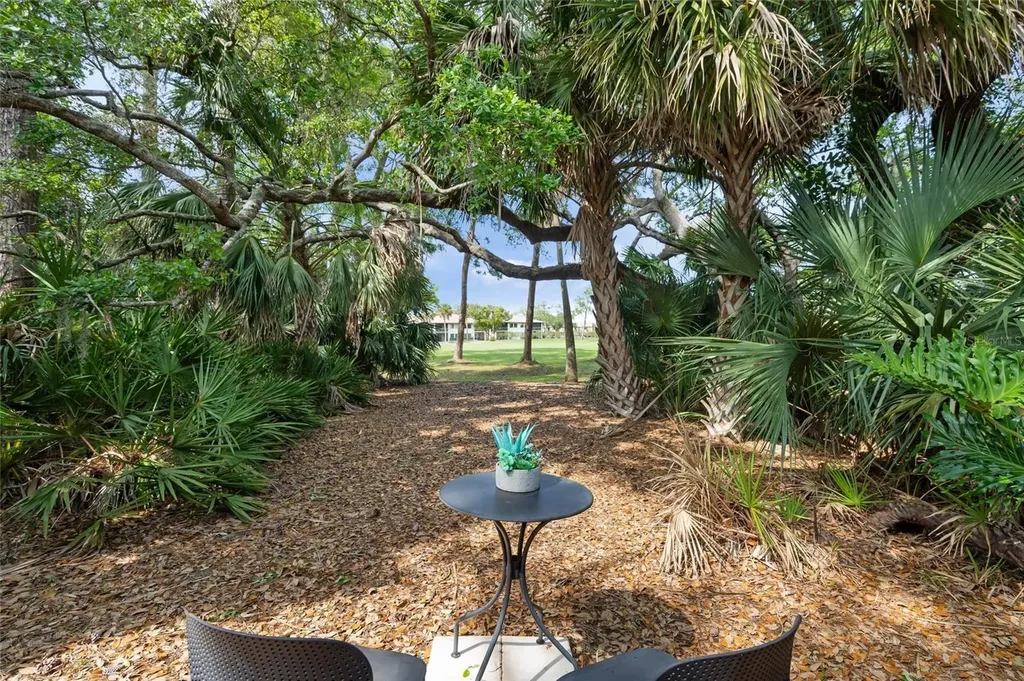 4737 Chandlers Forde Sarasota FL 34235