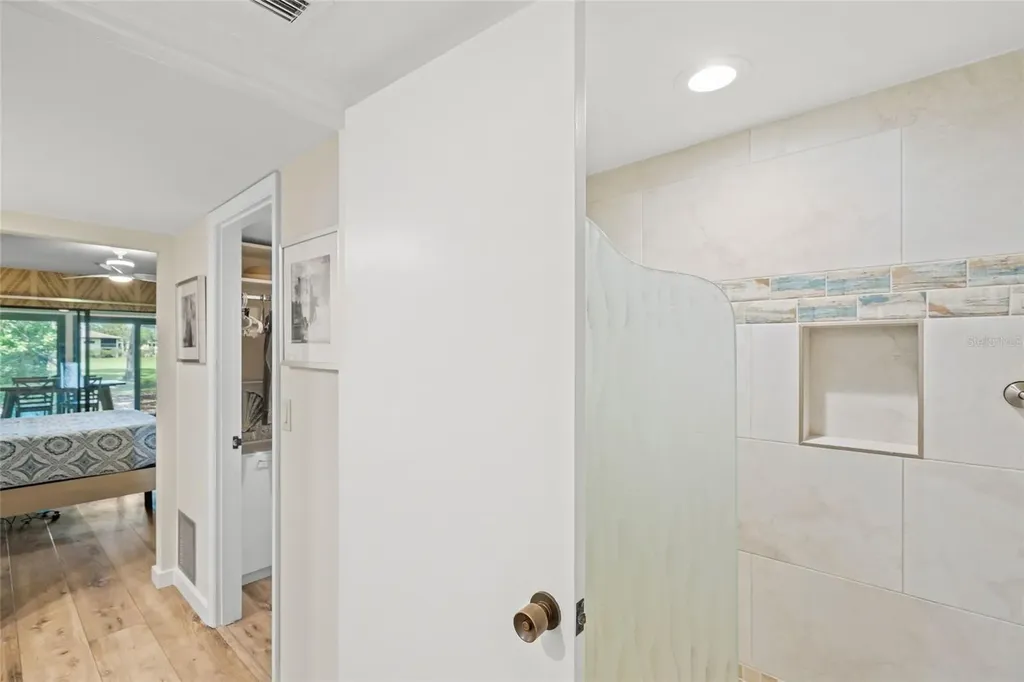 4737 Chandlers Forde Sarasota FL 34235