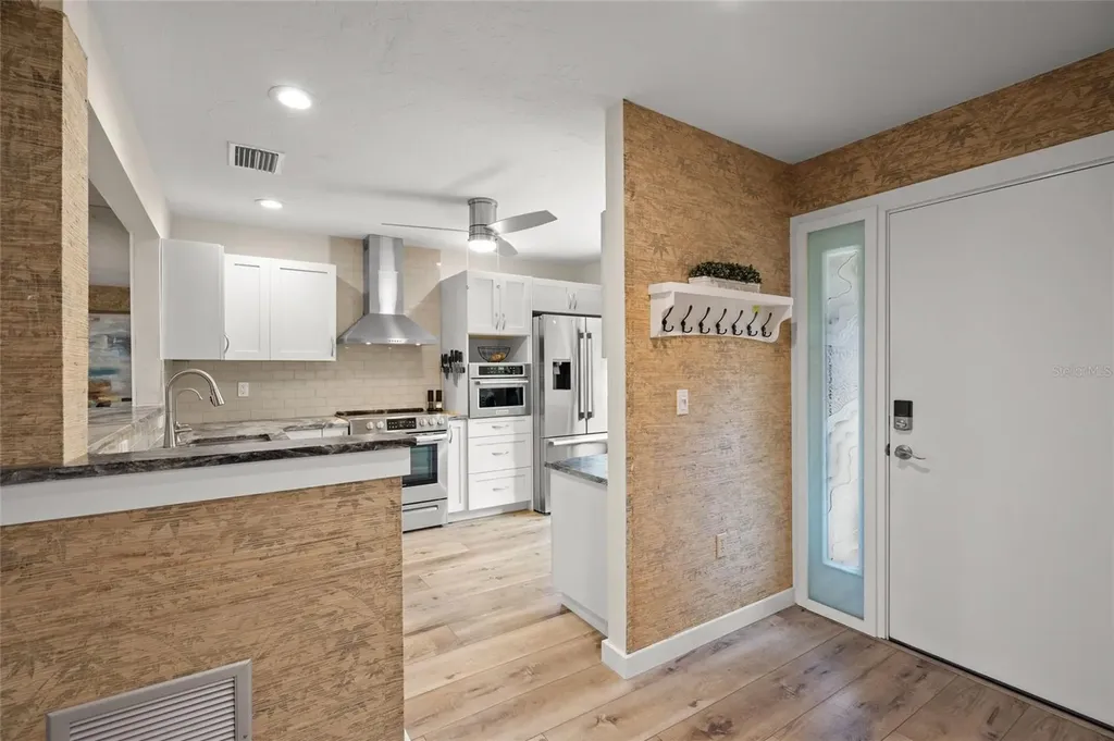 4737 Chandlers Forde Sarasota FL 34235