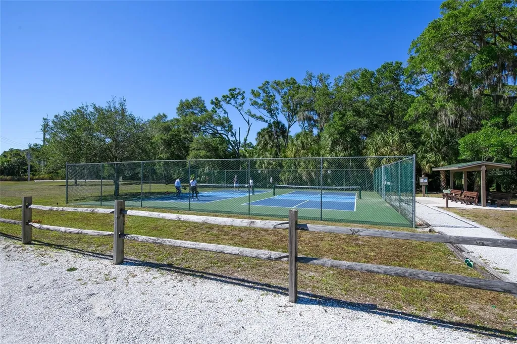 4737 Chandlers Forde Sarasota FL 34235