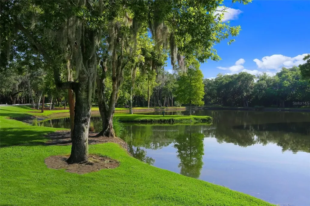 4737 Chandlers Forde Sarasota FL 34235